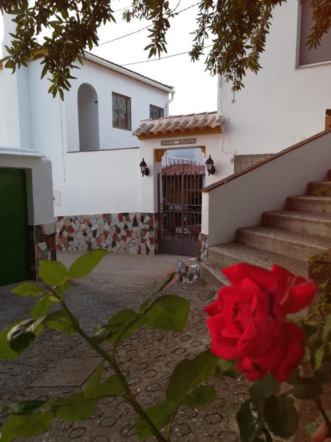 Alojamiento Rural Huerta Mandre Cuevas del Becerro Luaran gambar